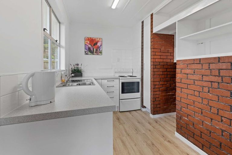 Photo of property in 20 Leslie Avenue, Western Heights, Rotorua, 3015