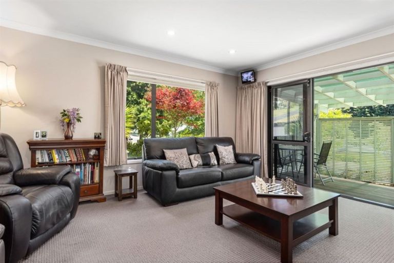 Photo of property in 1 Leven Close, Bethlehem, Tauranga, 3110