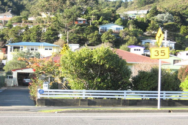 Photo of property in 59 Stokes Valley Road, Stokes Valley, Lower Hutt, 5019