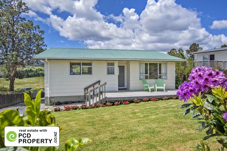 Photo of property in 5 Boundary Road, Hikurangi, 0114