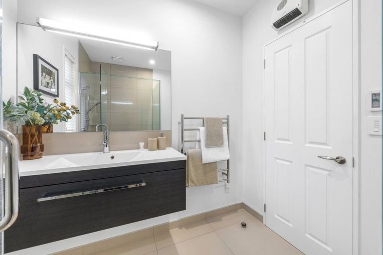 Photo of property in 4 Chorley Place, Hillsborough, Christchurch, 8022