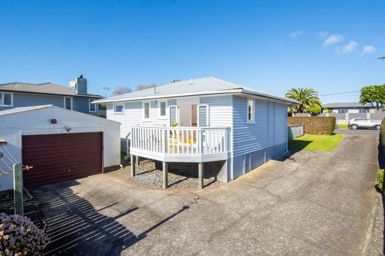 Photo of property in 9 Charles Street, Bellevue, Tauranga, 3110