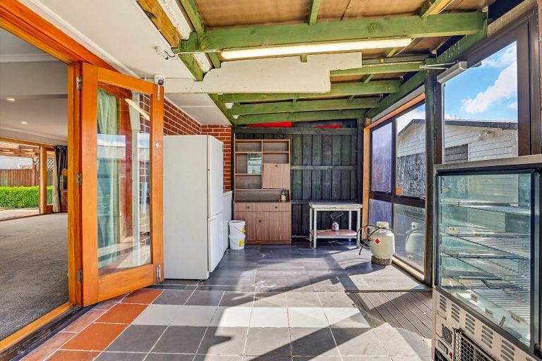 Photo of property in 5 Norrie Street, Redwood, Christchurch, 8051