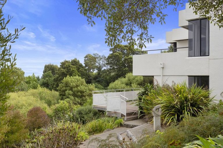 Photo of property in 15 Kiteroa Place, Cashmere, Christchurch, 8022