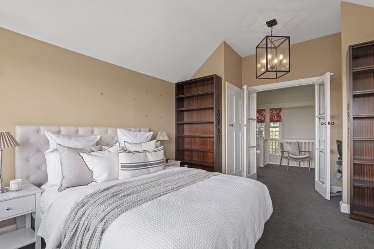 Photo of property in 14 Macmillan Avenue, Cashmere, Christchurch, 8022