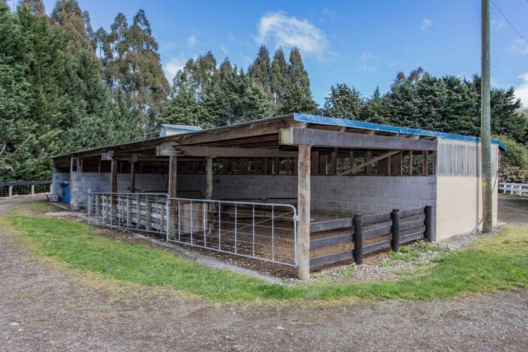 Photo of property in 2309 Coaltrack Road, Darfield, Christchurch, 7671