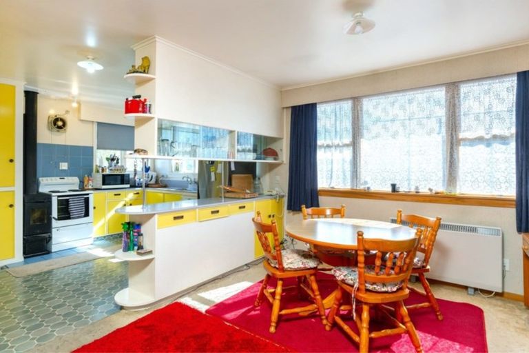 Photo of property in 49 Warwick Street, Mayfield, Blenheim, 7201