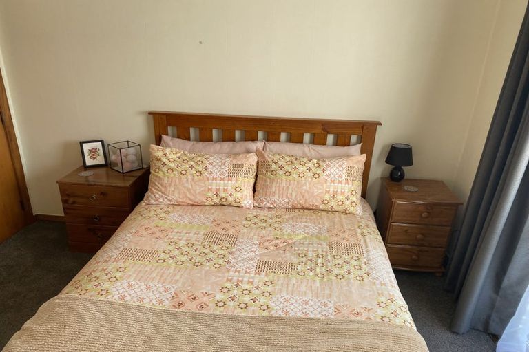 Photo of property in 33 Albert Street, Palmerston North, 4414