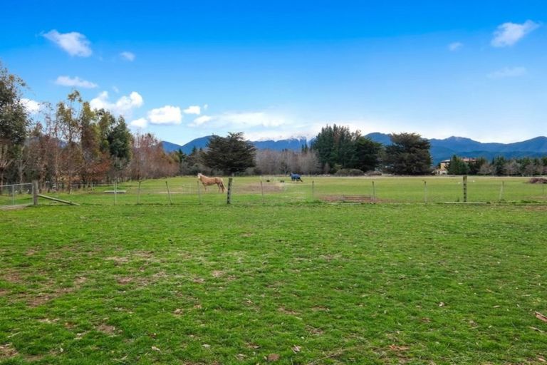 Photo of property in 24 Seniors Road, Wairau Valley, Blenheim, 7271