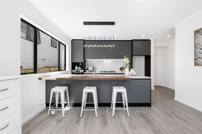 Photo of property in 19 Aklander Rise, Flat Bush, Auckland, 2019
