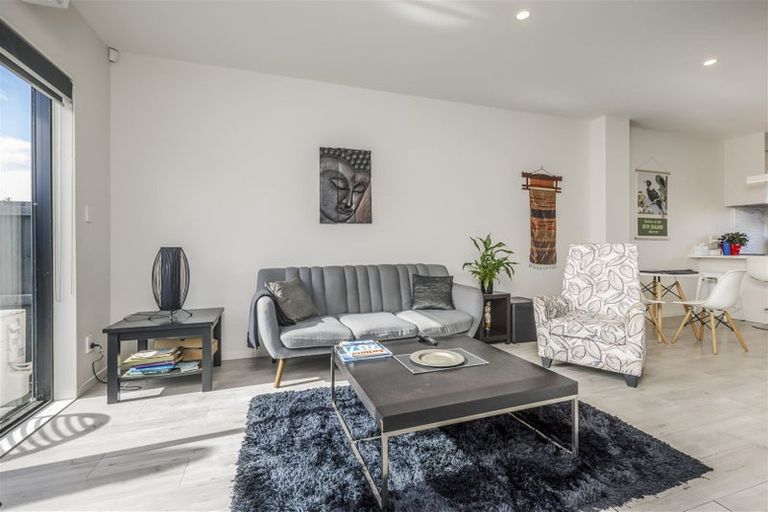 Photo of property in 87 Te Aparangi Road, Papakura, 2110