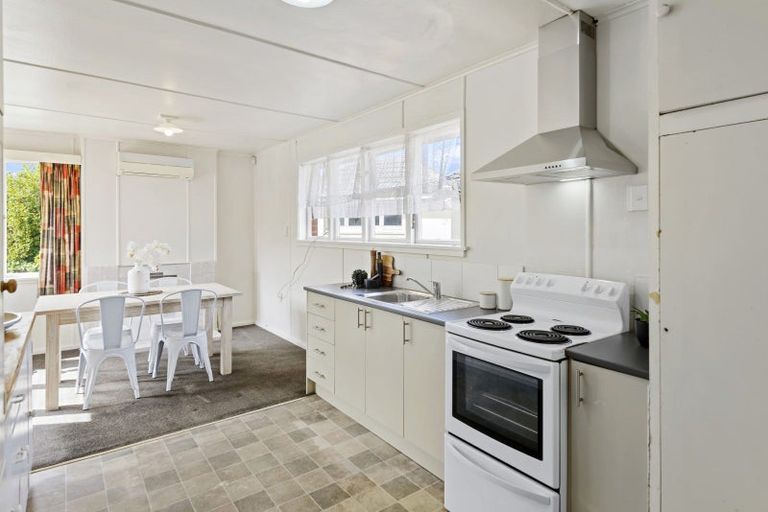 Photo of property in 60 Hansons Lane, Upper Riccarton, Christchurch, 8041