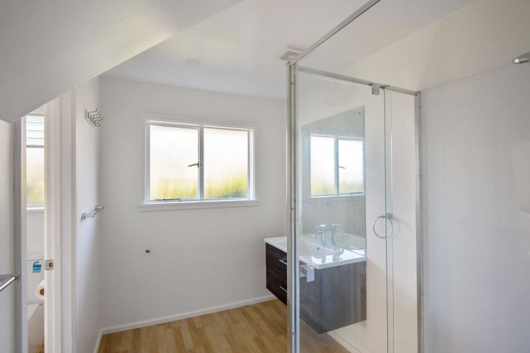 Photo of property in 76 Sawyers Arms Road, Northcote, Christchurch, 8052