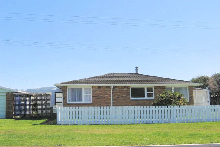 Photo of property in 28 Cook Drive, Whitianga, 3510