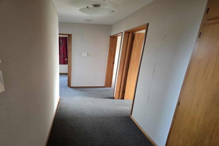 Photo of property in 1/7 Dumfries Drive, Hei Hei, Christchurch, 8042