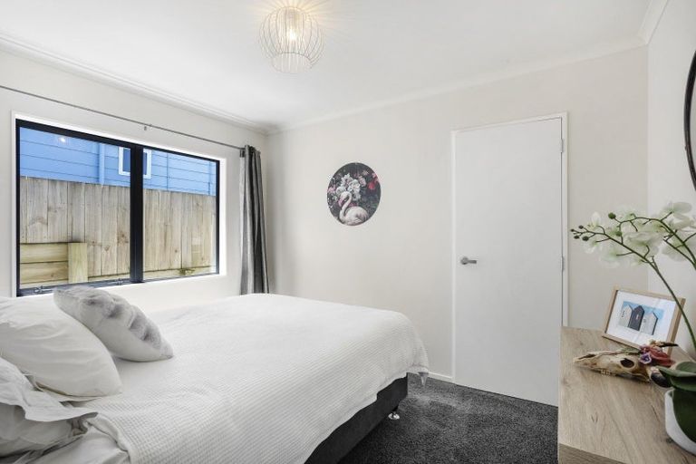 Photo of property in 32a Bath Street, Brighton, Dunedin, 9035