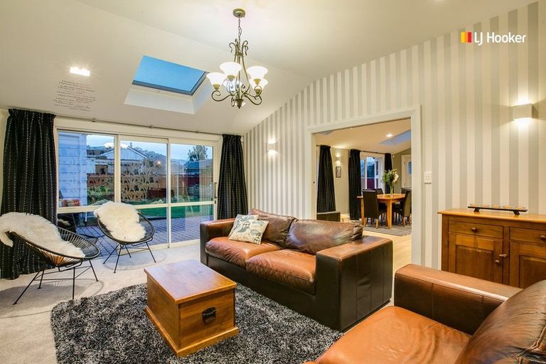 Photo of property in 27 Albert Street, Saint Clair, Dunedin, 9012