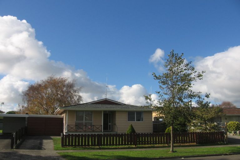 Photo of property in 11 Amberley Avenue, Westbrook, Palmerston North, 4412