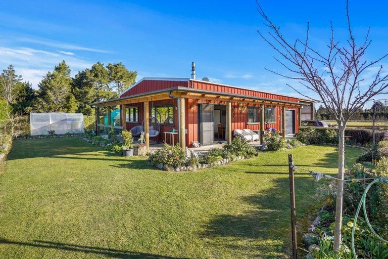 Photo of property in 205 Inglis Road, Okuku, Rangiora, 7473