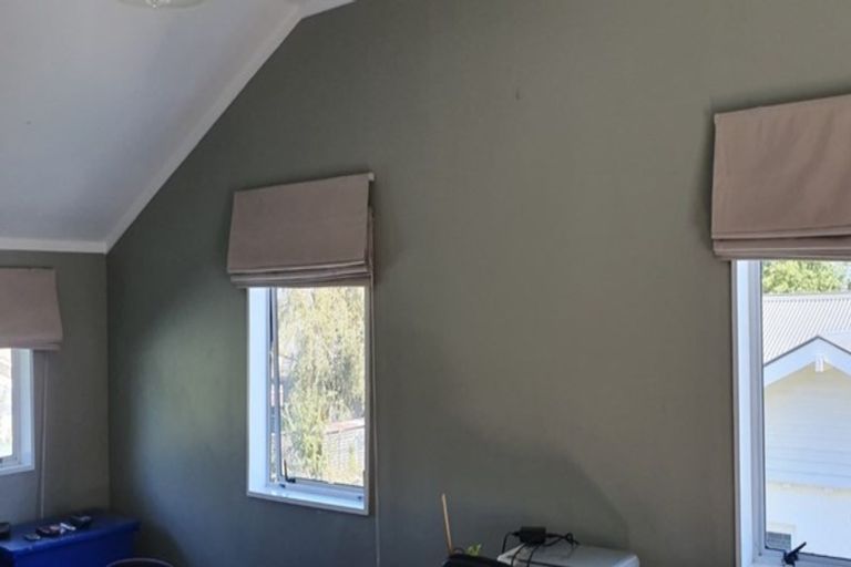 Photo of property in 1 Ngapuhi Street, Saint Johns Hill, Whanganui, 4501