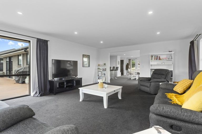 Photo of property in 62 Petries Road, Woodend, 7610