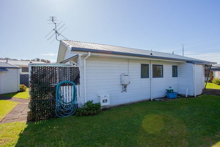 Photo of property in 1 Uenuku Place, Waitara, 4320