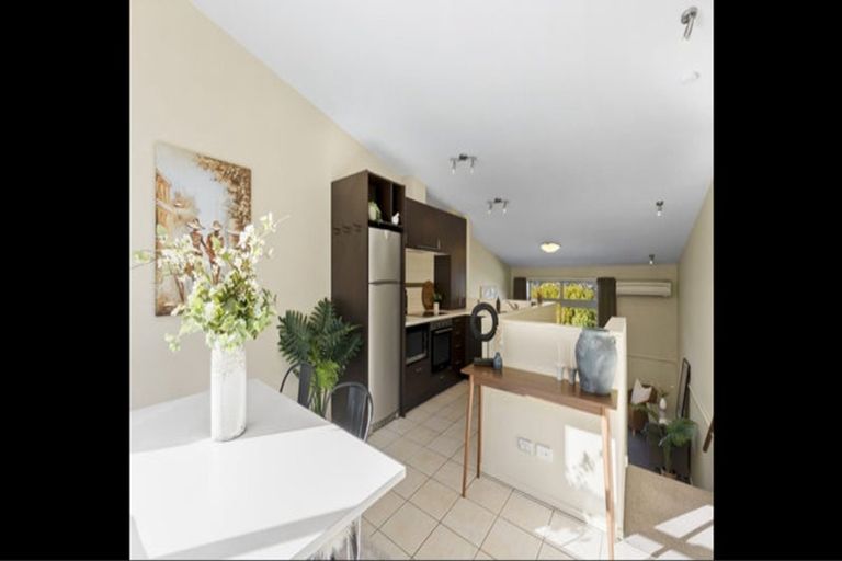 Photo of property in Taradale, 716 Frankton Road, Queenstown, 9300