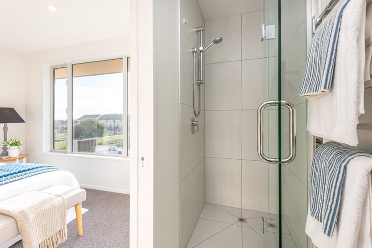 Photo of property in 136 Seaview Road, New Brighton, Christchurch, 8061