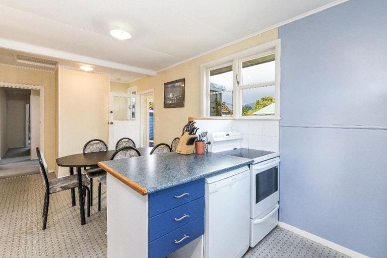 Photo of property in 3 Runuku Grove, Turangi, 3334
