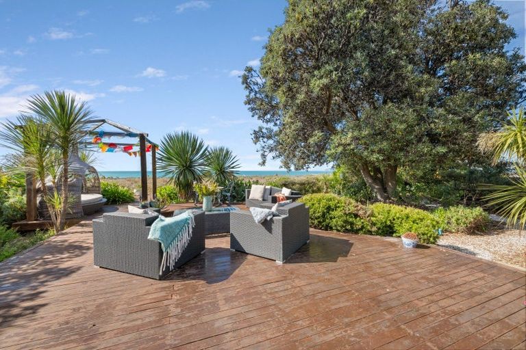 Photo of property in 104 Rarangi Beach Road, Rarangi, Blenheim, 7273