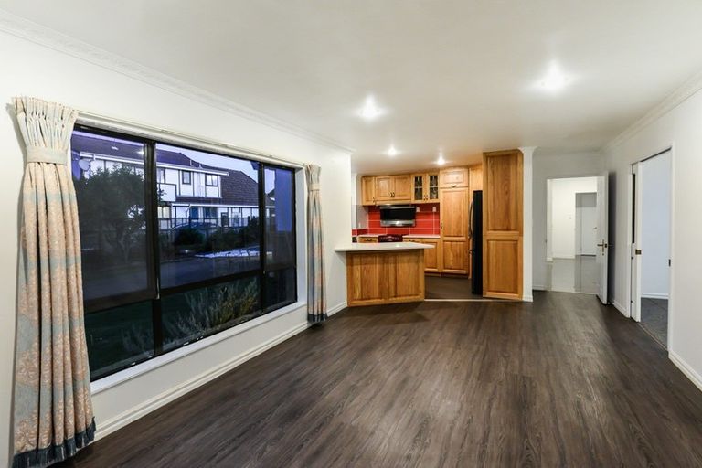 Photo of property in 21 Nielsen Gardens, Rototuna, Hamilton, 3210