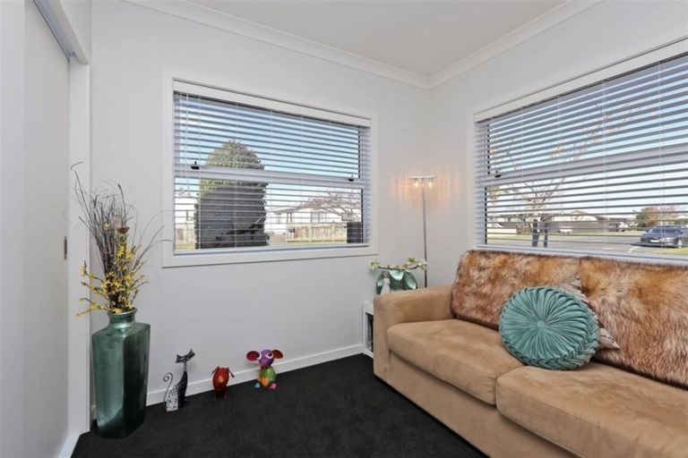 Photo of property in 2 Nichol Place, Greenmeadows, Napier, 4112