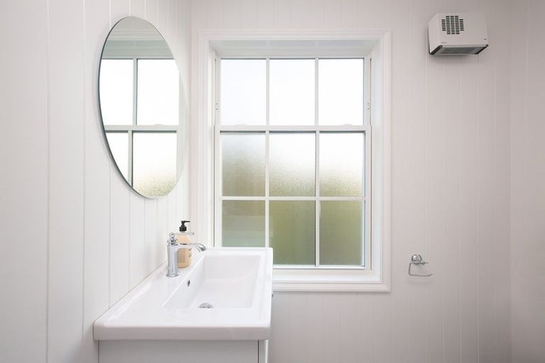 Photo of property in 1/36 Allard Street, Edgeware, Christchurch, 8013