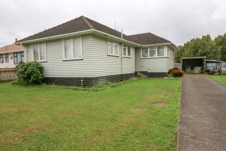 Photo of property in 12 Hartgill Crescent, Dannevirke, 4930