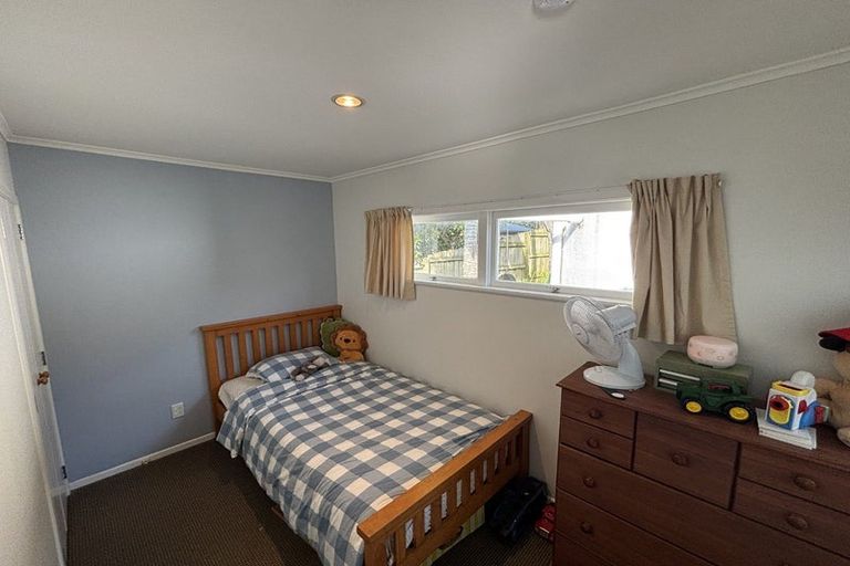 Photo of property in 38b Stillwater Crescent, Stillwater, Silverdale, 0993