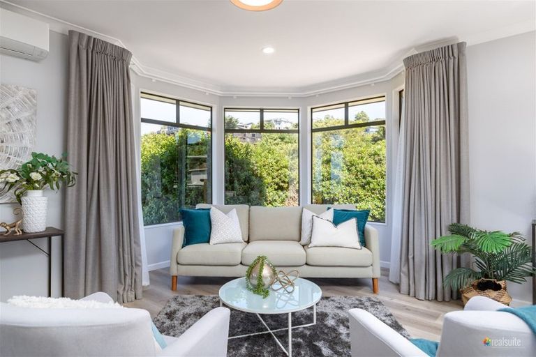 Photo of property in 12a Pekanga Road, Normandale, Lower Hutt, 5010