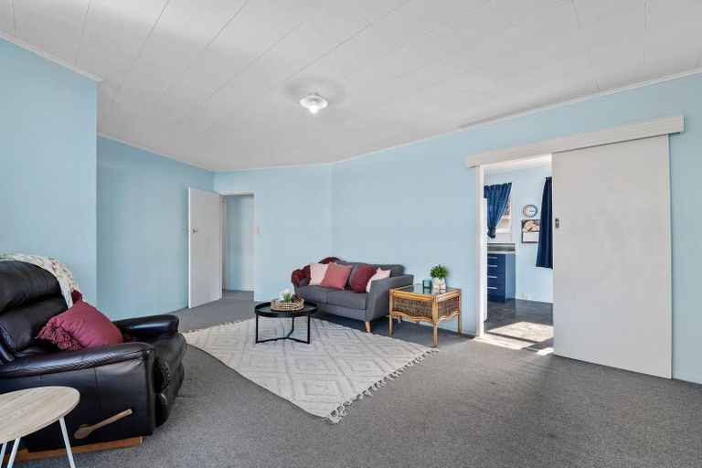 Photo of property in 42 Roger Street, Pukehangi, Rotorua, 3015