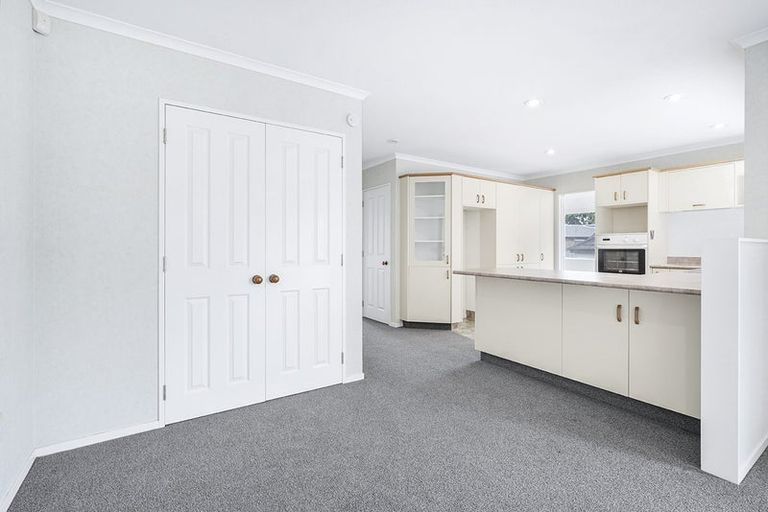 Photo of property in 18 John Webb Drive, Glenview, Hamilton, 3206