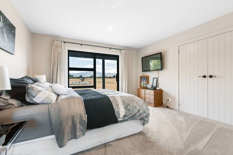 Photo of property in 145 Oliver Road, Bendigo, Cromwell, 9383