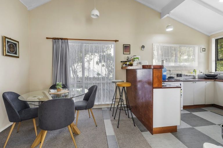 Photo of property in 15a Streatlam Crescent, Strathmore Park, Wellington, 6022