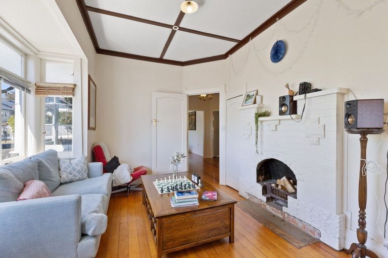 Photo of property in 72a Palmerston Street, Hamilton Central, Hamilton, 3204