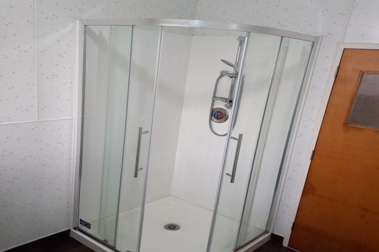 Photo of property in 702 Ferry Road, Woolston, Christchurch, 8023