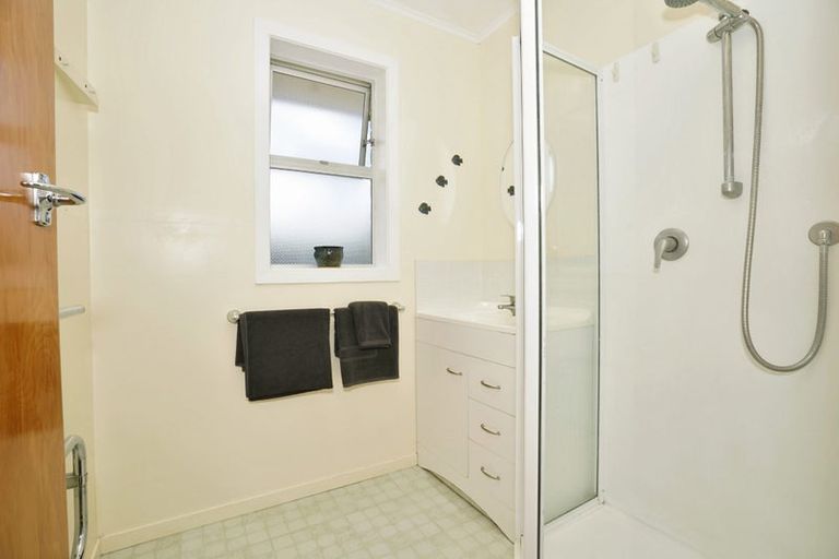 Photo of property in 30 Rhonda Avenue, Deanwell, Hamilton, 3206