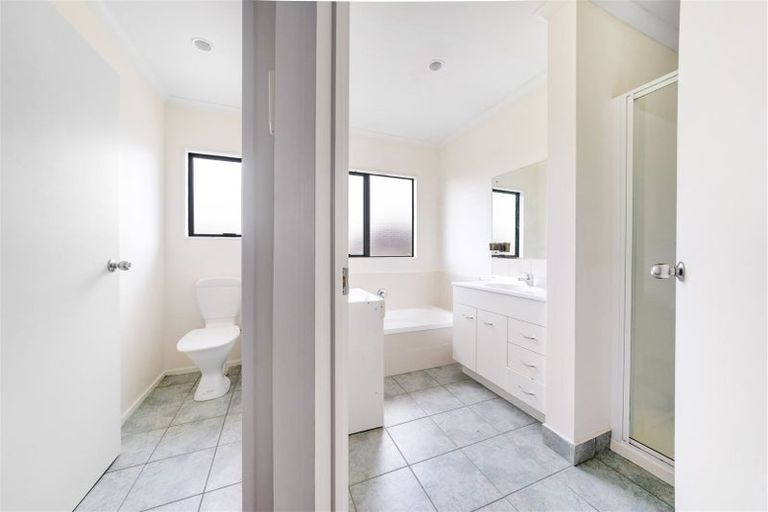 Photo of property in 4 Brunswick Rise, Mangere, Auckland, 2022