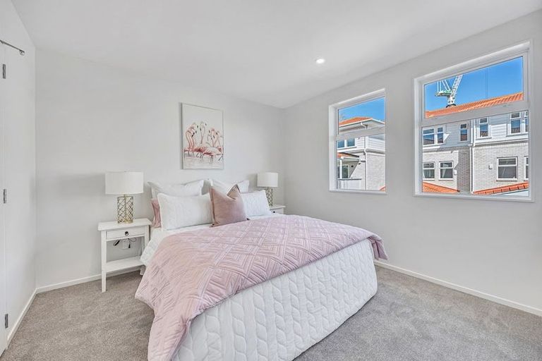 Photo of property in 32 Whautapu Court, Avondale, 1026