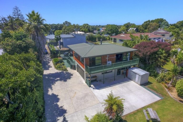 Photo of property in 35a Waione Avenue, Athenree, Katikati, 3177