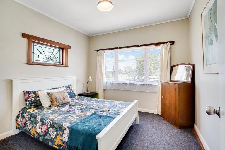 Photo of property in 1160 Heaphy Terrace, Fairfield, Hamilton, 3214