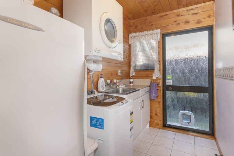 Photo of property in 122a Oropi Road, Greerton, Tauranga, 3112