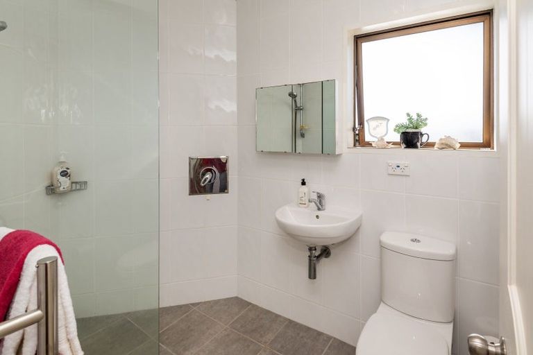 Photo of property in 153 Mellons Bay Road, Mellons Bay, Auckland, 2014