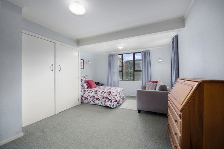 Photo of property in 13 Elm Street, Ebdentown, Upper Hutt, 5018